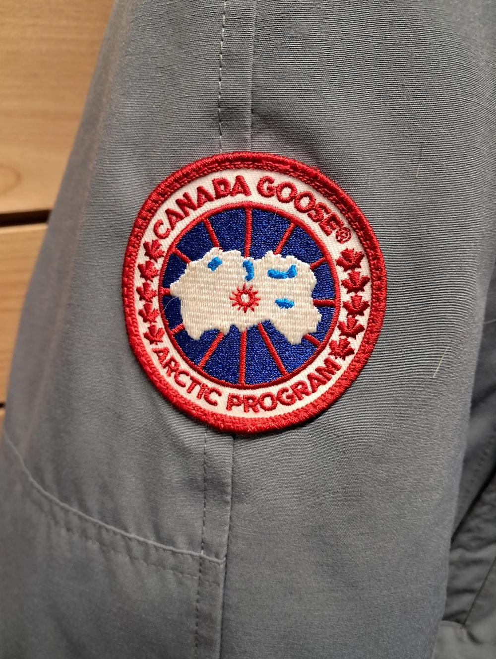 Canada Goose Fur Lined Chillwack Bomber Jacket Size M - Picture 15 of 15